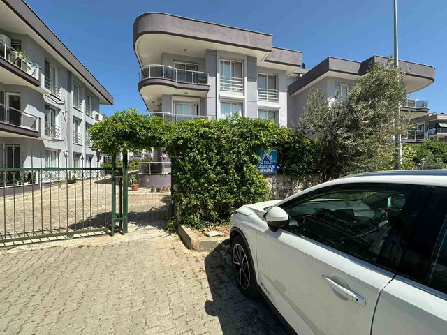 GÜZELBAHÇE YELKİ’DE 7/24 GÜVENLİKLİ SİTE İÇİNDE HAVUZLU 3+1 DAİRE