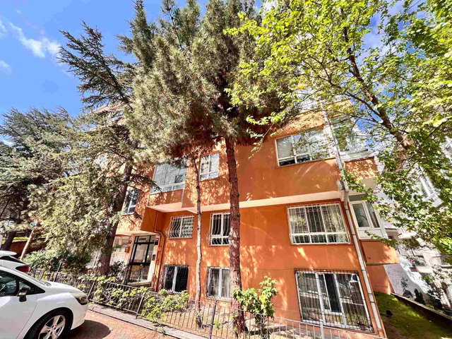 ÇANKAYA GOP KENNEDY CADDESİNDE ARA KAT FUL YAPILI 2+1 SATILIK DAİRE