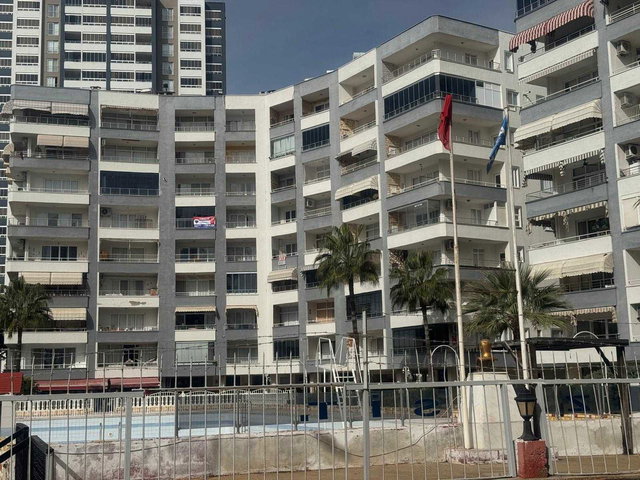 REMAX TOROS'TAN TECE'DE ALİZA SİTESİ'NDE HAVUZLU KİRALIK 2+1