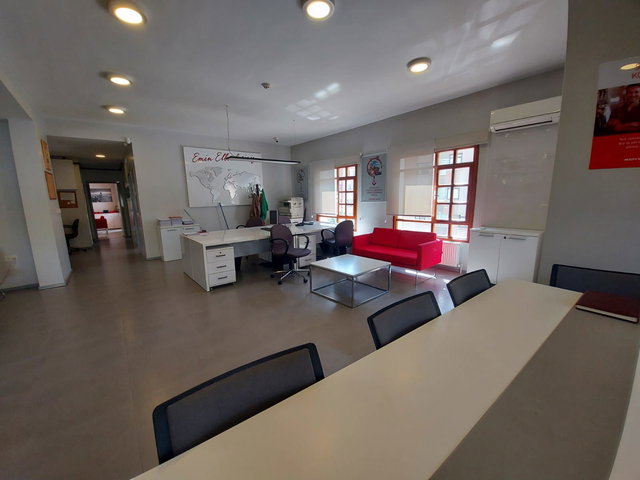 YILDIZ'IN EN GÜZEL LOKASYONUNDA İSTER KONUT İSTER OFİS DAİRESİ..