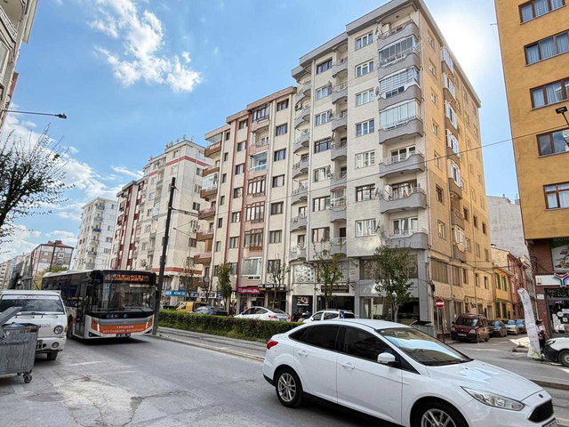 REMAX MOD'DAN MAMURE MAH'DE SATILIK KÖŞE 3+1 DAİRE