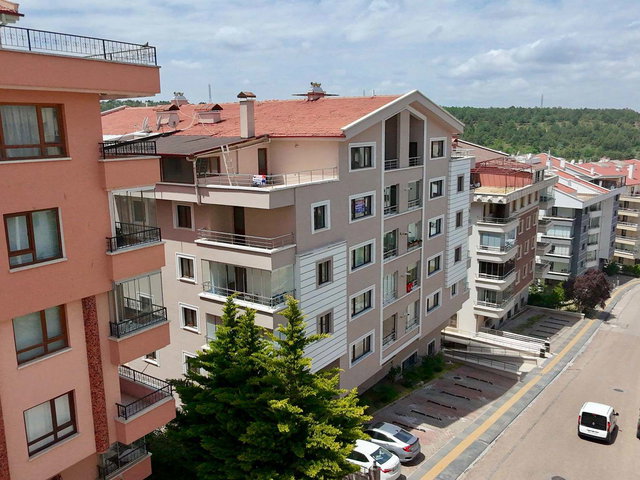 KARAPINAR’DA BAKIMLI VE FULL DONANIMLI | 3+1 ARA KAT KİRALIK DAİRE