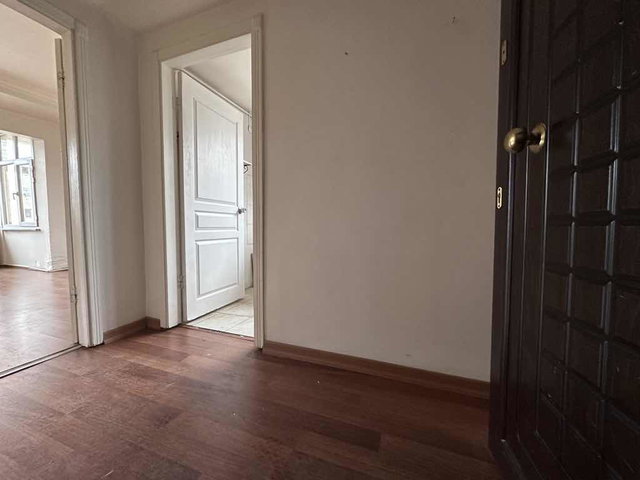 ÇEMENZAR CAMİ KARŞISI MERKEZİ KONUM KENTSEL İÇİN YATIRIM YÜKSEK KİRA 2+1 SATILIK DAİRE