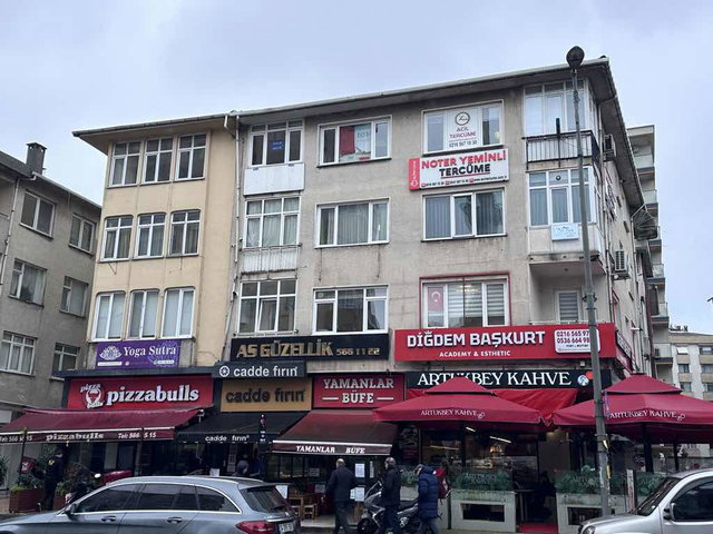 ÇEMENZAR MİNİBÜS YOLUNDA GÖZTEPE ÜNİ YAKIN MERKEZİ KONUM GENİŞ 2+1 KİRALIK DAİRE