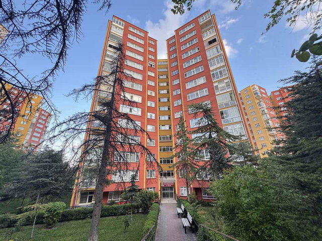 DEMETEVLER MAHALLESİ HAVACILAR SİTESİ KİRALIK 3+1 DAİRE
