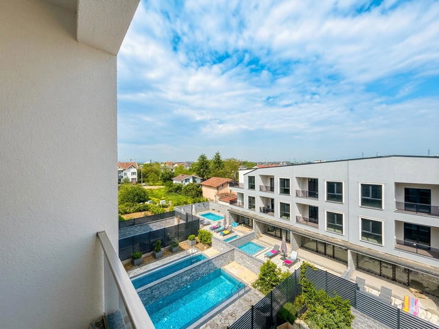 KOCAELI KARTEPE SARIMEŞE MAHALLESINDE SATILIK 4+1 TRİPLEKS VILLA