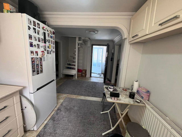 BEYKOZ ÇIĞDEM MAHALLESI'NDE BAHÇELI 2+1 SATILIK DAIRE