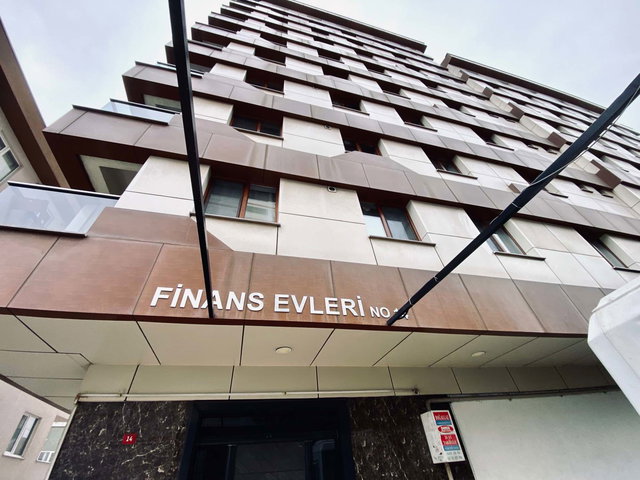 FINANS MERKEZINE ÇOK YAKIN ARA KAT 2+1 DAIRE