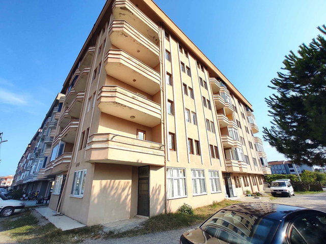 RE/MAX MAVİ'DEN DENİZE YAKIN ÖNÜ AÇIK FERAH 4+1 DAİRE