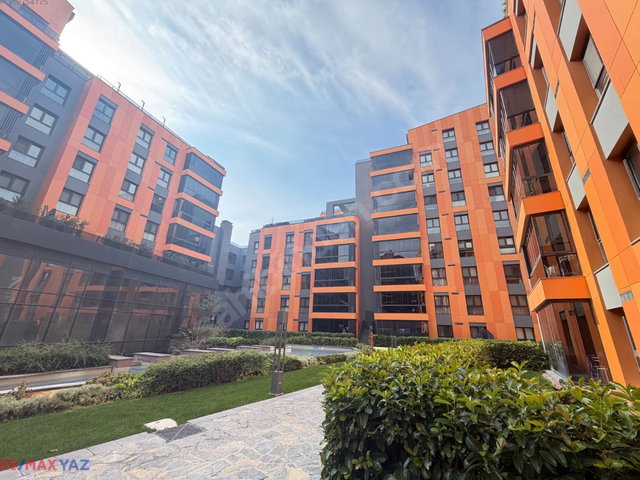 RE/MAX YAZ'DAN YAŞAMKENT'TE SATILIK 2+1 ARAKAT DAİRE