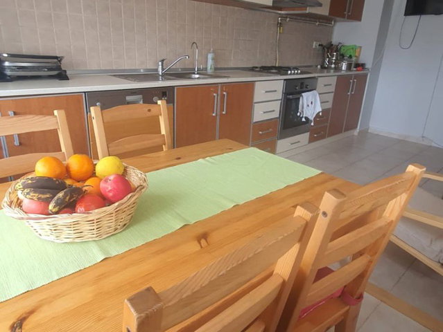 KARTAL YAKUTLAR SITESI'NDE DENIZ MANZARALI GENIŞ 3+1
