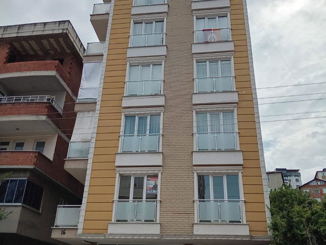 GEBZE  ADEMYAVUZ MAH KİRALIK 2+1 DAİRE