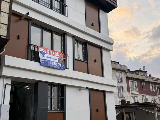 SIFIR KİRALIK ASANSÖRLÜ 1+1