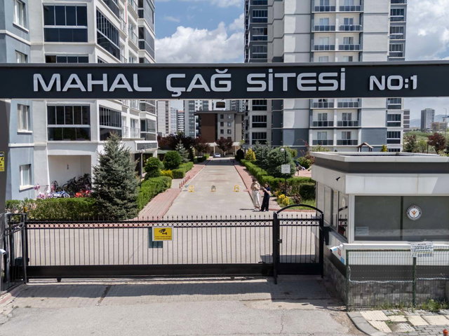 SUSUZ MAHAL ÇAĞ SİTESİ EXTRA YAPILI SATILIK 4+1 DAİRE