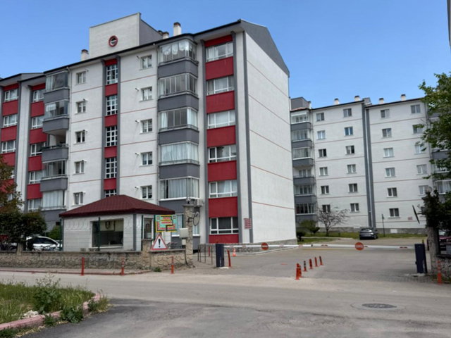 GÜVENLIKLI YENIBOYUT SITESINDE 3+1 SATILIK DAIRE