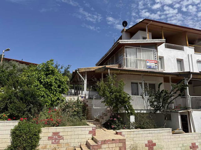 AKBÜK KEREM SİTESİ’NDE PANORAMİK DENİZ MANZARALI ÖZEL VİLLA