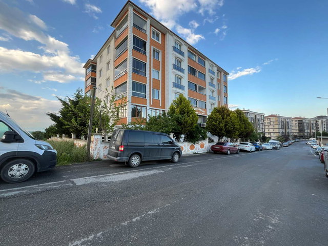 REMAX LAND'DEN TEPE'DE 5+1 DUBLEX SATILIK DAİRE