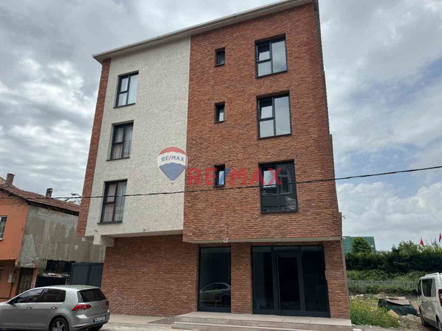 ÇEKMEKÖY METRONUN DİBİNDE GENİŞ 1+1 FULL EŞYALI KİRALIK DAİRE