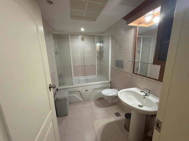 PARK CADDESİ ÜZERİNDE 4+1 KİRALIK DAİRE