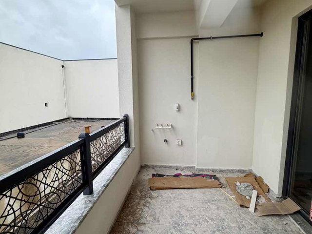 KARTEPE KENT MEYDANI MY WORLD-2 SİTESİ 3+1 ARAKAT SATILIK DAİRE