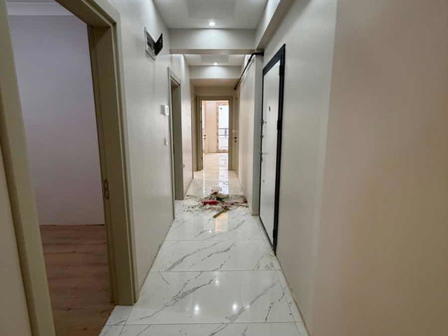 KARTEPE KENT MEYDANI MY WORLD-2 SİTESİ 3+1 ARAKAT SATILIK DAİRE