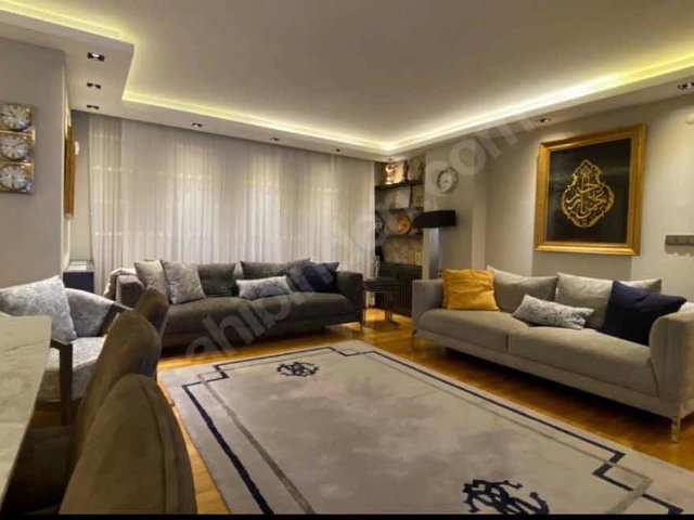 FULL EŞYALI ÖZEL YAPIM TERASLI 200 M² LÜKS DUBLEKS