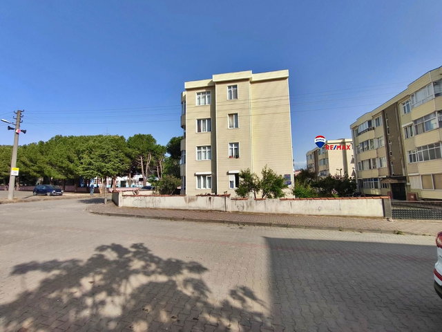 ÇANAKKALE BİGA ŞİRİNTEPE MAH. HASTANE VE OKUL YAKINI ÖZLER SİTESI 3+1 DAİRE