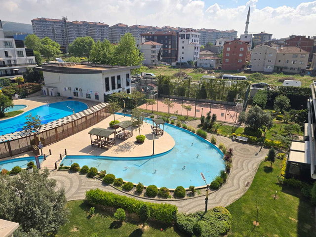 TUZLA CORDELLA SIFIR EŞYALI TERASLI DAİRE