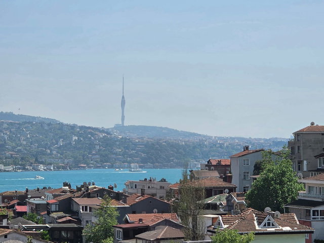 ARNAVUTKÖY BOYALI KÖŞK SOKAKTA SATILIK BOĞAZ MANZARALI 2. DERECE TARIHI BINA