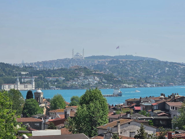 ARNAVUTKÖY BOYALI KÖŞK SOKAKTA SATILIK BOĞAZ MANZARALI 2. DERECE TARIHI BINA