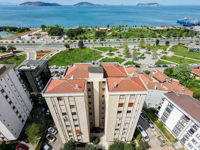 MALTEPE YALI MAHALLESİ DENİZ MANZARALI KİRALIK FIRSAT 3+1 DAİRE