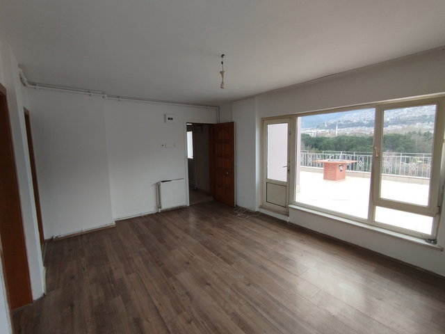 REMAX BEYAZ KÜPLÜPINAR MAHALLESINDE KIRALIK 1+1 DAIRE
