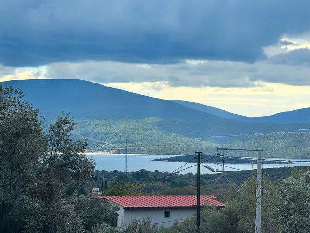 URLA ÖZBEK'TE DENİZ MANZARALI SATILIK 3+1 LÜKS VİLLA