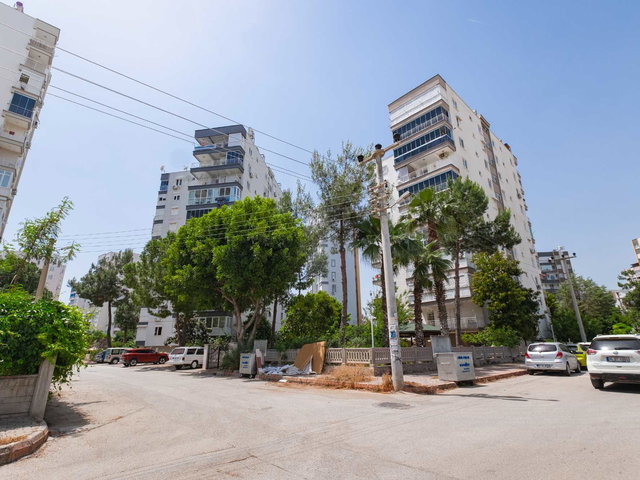 KONYAALTI GÜRSÜ MAHALLESI YASEMIN SITESINDE 2+1 SATILIK DAİRE