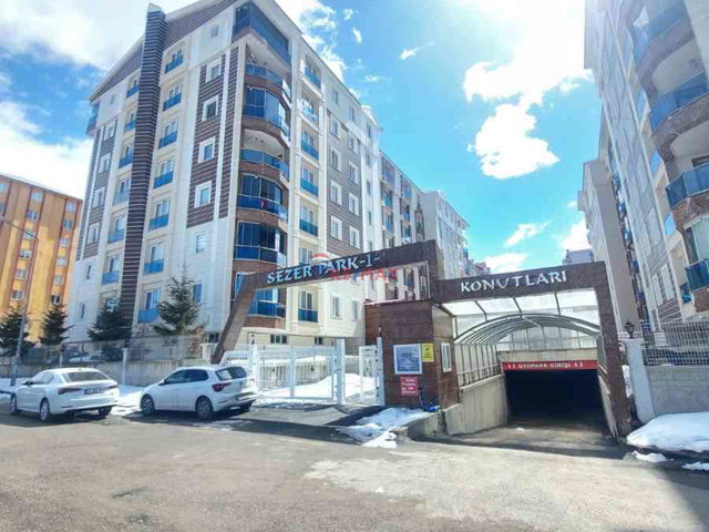 REMAX İLKE'DEN KAYAKYOLU'NDA 4+1 SATILIK DAİRE