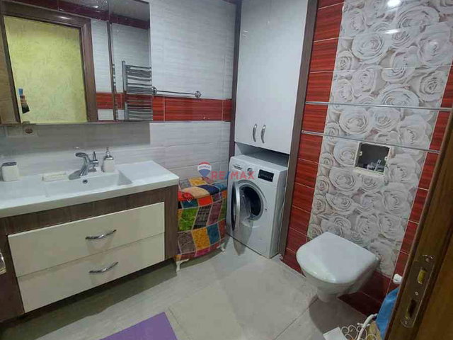 REMAX İLKE'DEN KAYAKYOLU'NDA 4+1 SATILIK DAİRE