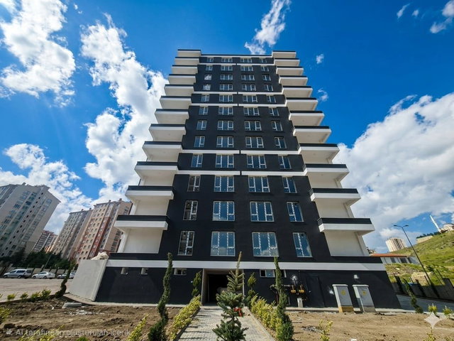 ANKARA ETİMESGUT ATAYURT MAHALLESİ’NDE SATILIK GENİŞ 2+1 DAİRE