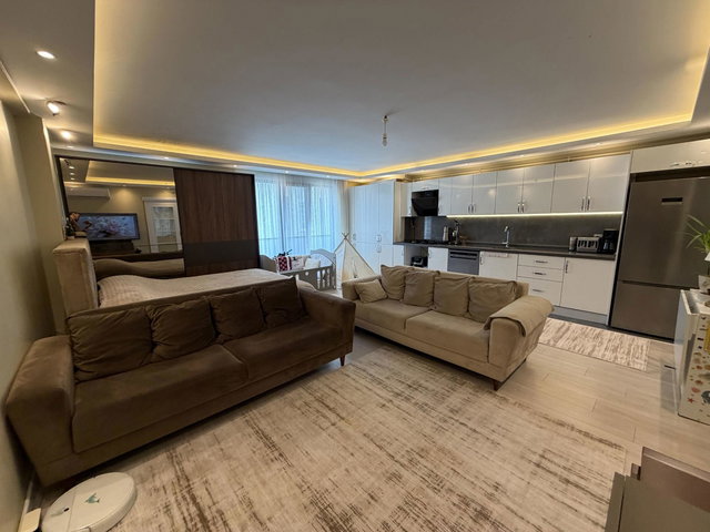 ÜSKÜDAR / BULGURLU / ANA CAD./ 3+1 / 149 M2 / DUBLEKS DAİRE
