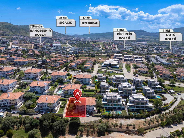 GÜZELBAHÇE KAHRAMANDERE'DE DENIZ MANZARALI HAVUZLU SATILIK VILLA