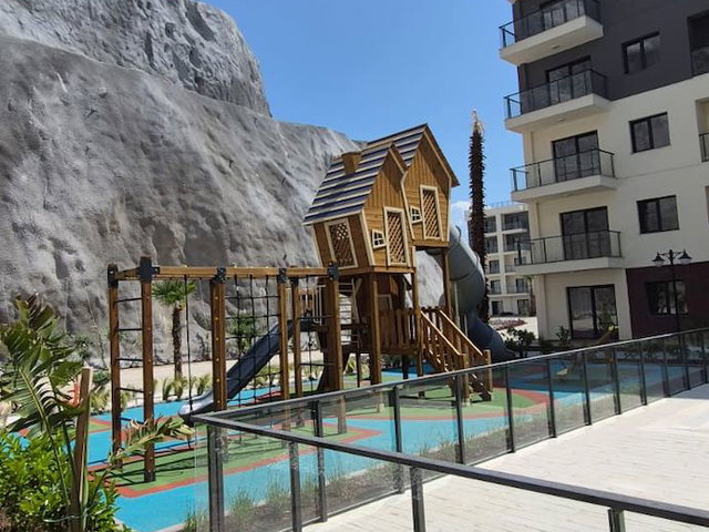 ÇİGLİ PARK YAŞAM ATLANTİS SİTESİNDE KİRALIK DAİRE