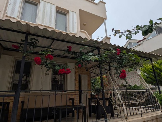 ACİLLL! FİYAT DÜŞTÜ DIDIM AKBÜK MERKEZDE 4 + 1 IKIZ VILLA