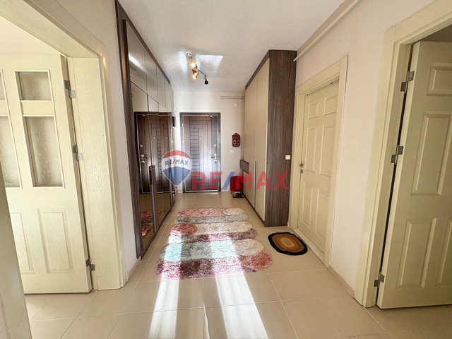BURAK ŞAHİN REMAX - YAPRACIK TOKİ SATILIK 4+1 ARA KAT DAİRE