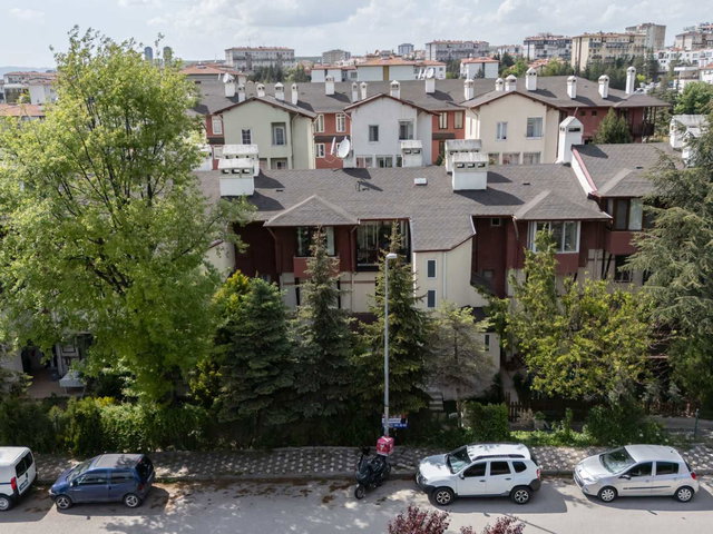 ŞEYH ŞAMİL’DE ALARKO BLOKLARINDA SATILIK BAHÇELİ MÜSTAKİL GİRİŞLİ 3+1 DUBLEKS DAİRE