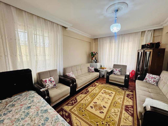 BULGURLU METROYA YÜRÜME MESAFESİ SATILIK 2+1 DAİRE