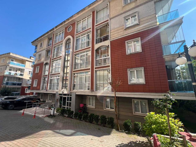 PENDIK-YENIŞEHIR RECEP AĞA KONAKLARINDA OTURUMAHAZIR SATILIK 3+1