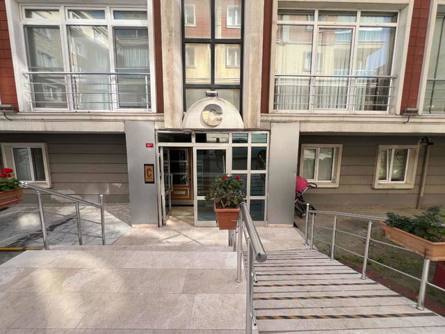 PENDIK-YENIŞEHIR RECEP AĞA KONAKLARINDA OTURUMAHAZIR SATILIK 3+1