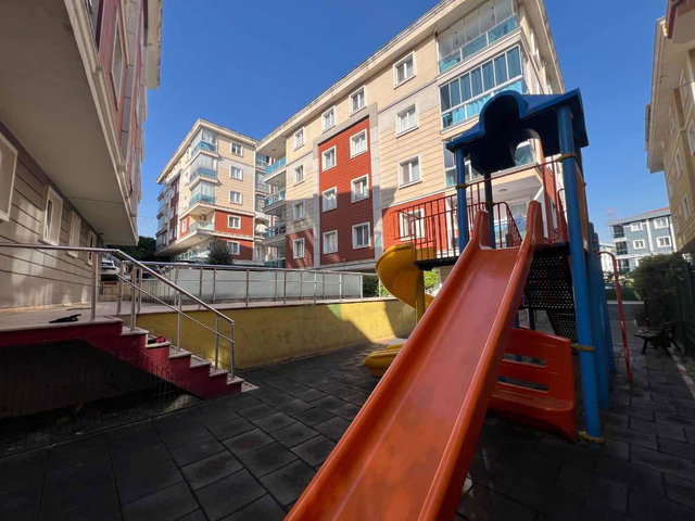 PENDIK-YENIŞEHIR RECEP AĞA KONAKLARINDA OTURUMAHAZIR SATILIK 3+1