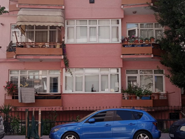 RE/MAX DREAMDAN İZMİT MERKEZ KARABAŞ MAH.KİRALIK 3+1