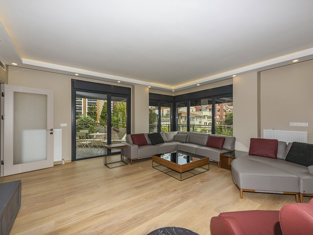 FENERBAHÇE MARİNA 130M2 NET 45M2 SALON BALKON