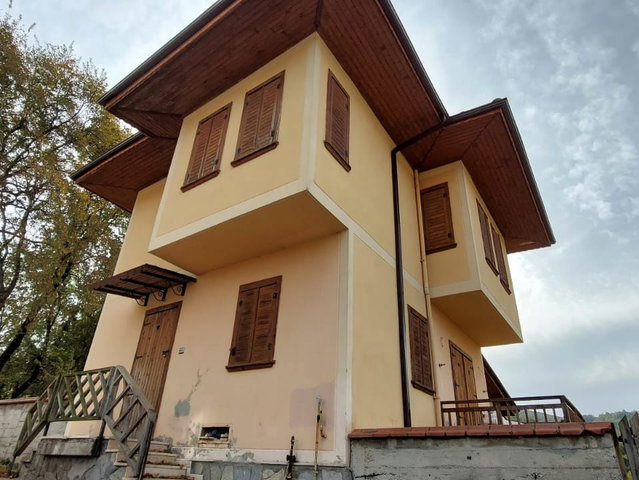KOCAELI BAHÇECIK BEYKOZ VILLALARINDA BAKIMLI 5+2 TAM MÜSTAKIL